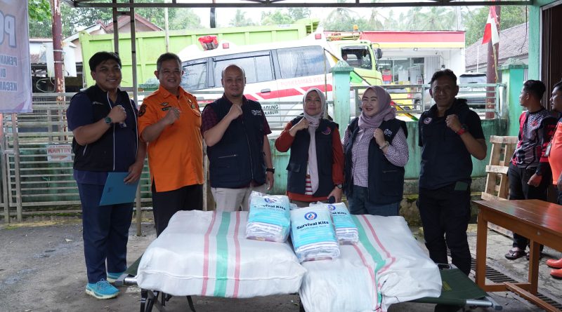 BRI Melalui Aksi Nyata Insan BRILian Serahkan 40 Paket Bantuan Untuk Bencana Sukabumi